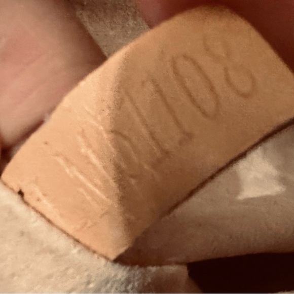 Louis Vuitton Signature Monogram Tote - Brown and Cream - Picture 9 of 16